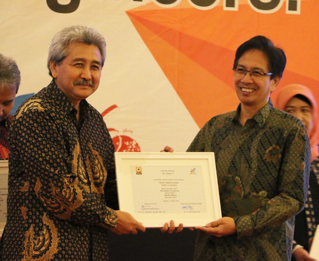 Sertifikat Akreditasi Internasional IABEE Telkom University Bandung